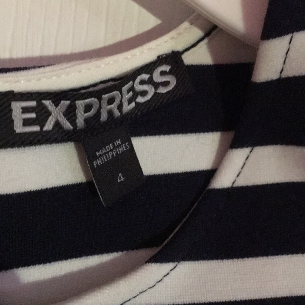 Express Dress - Picture 2 of 3